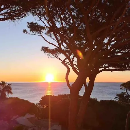 Vue ,plage La Nartelle,avec Loggia, Sainte-maxime, France Lägenhet *